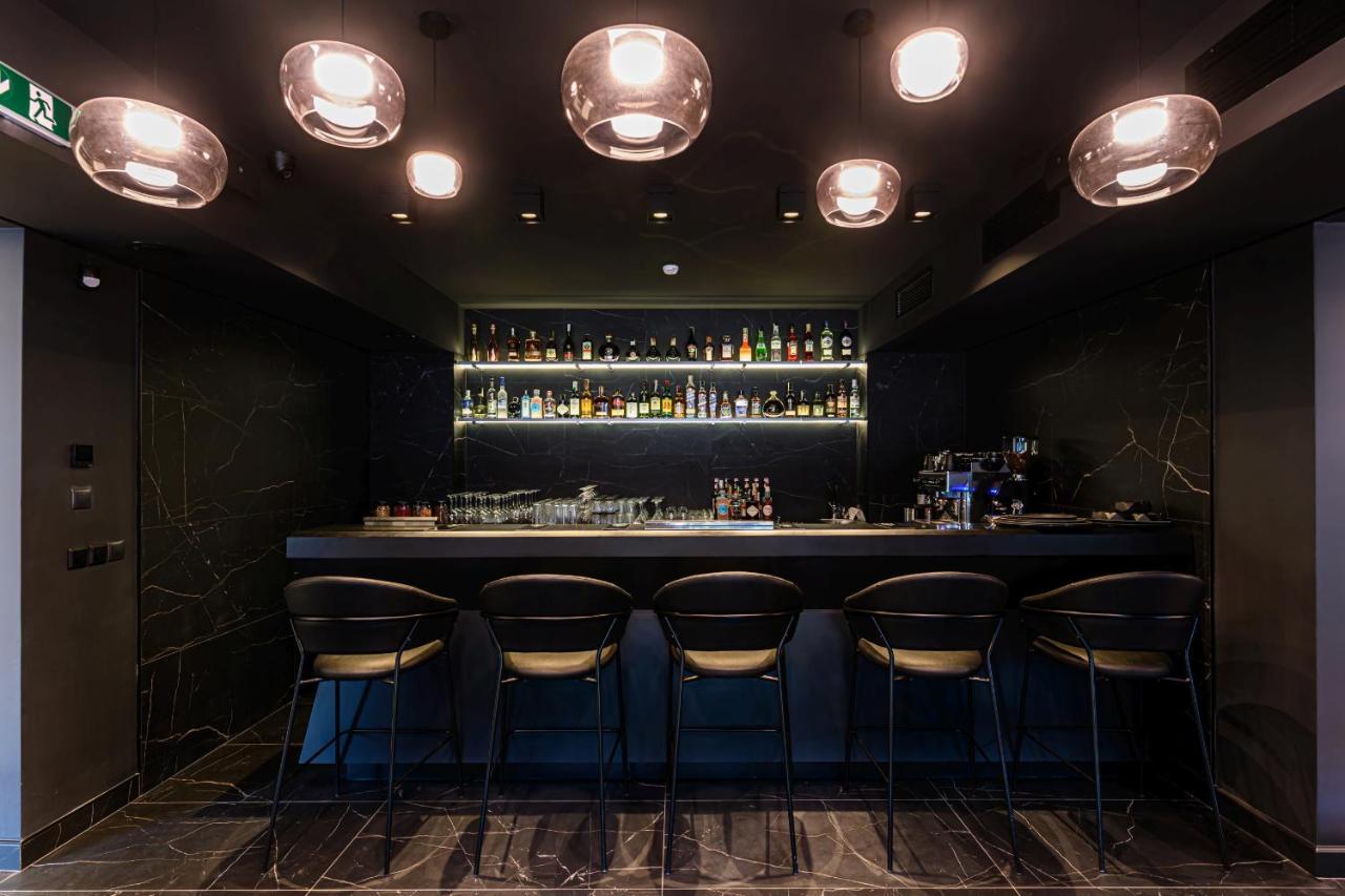 B The Hotel Sfantu Gheorghe  Ngoại thất bức ảnh